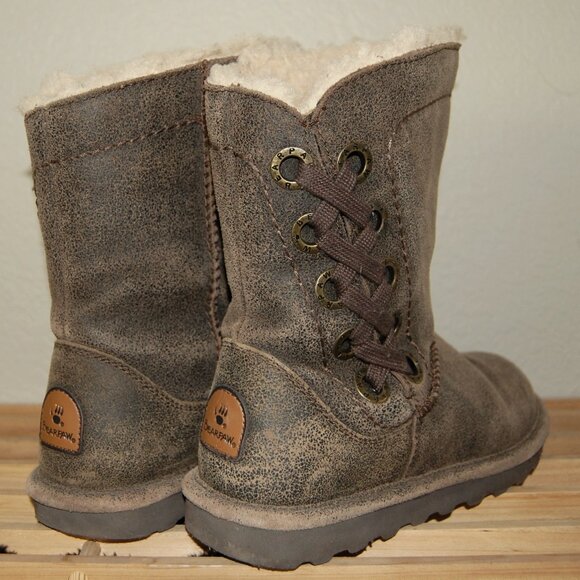 BearPaw Shoes - BearPaw Women SIze US 8 Low-cut Suede Boots, Brown